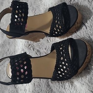 New pop wedges size 7